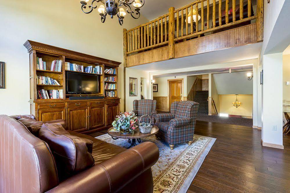 The Inn At Steamboat Стиймбоут Спрингс Екстериор снимка