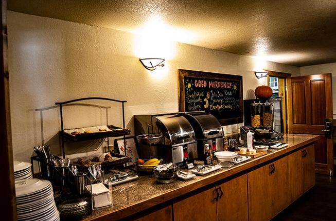 The Inn At Steamboat Стиймбоут Спрингс Екстериор снимка